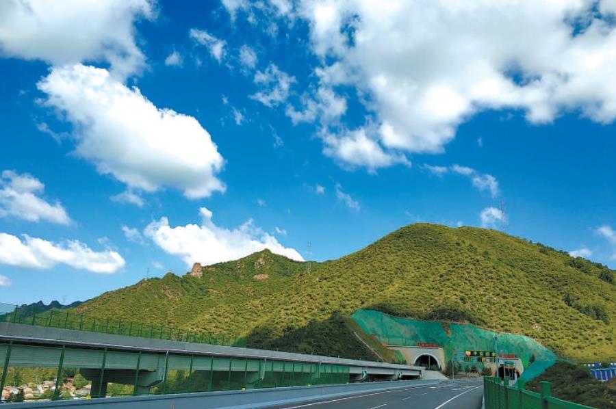 冬奧結(jié)束，“冬奧旅游路”風景正美